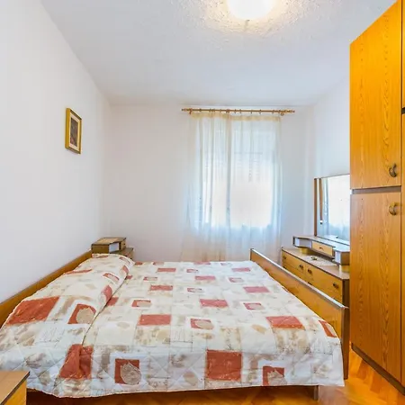 Miranda Apartman *